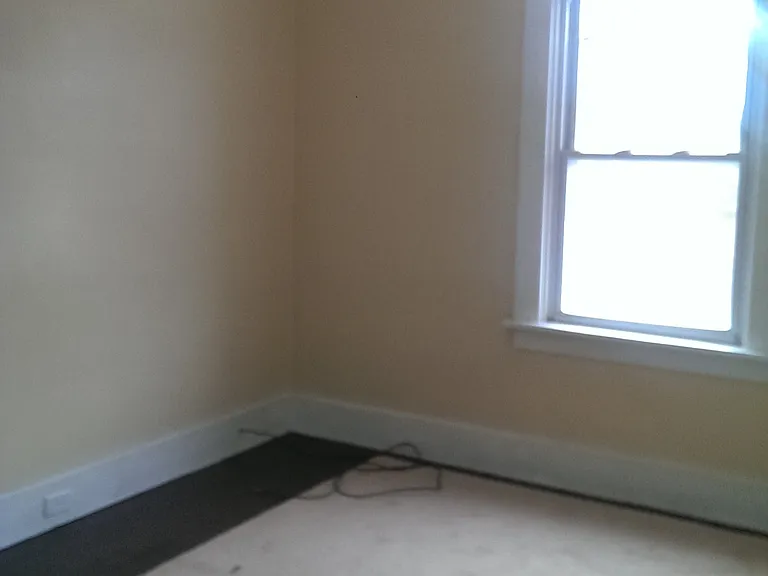 1125 Maplewood Ave — Photo 6