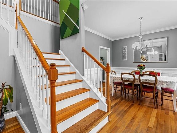 4th image of 8303 Pearson Farm Ct