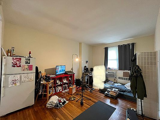 1st image of 408 E 78th St APT 4D