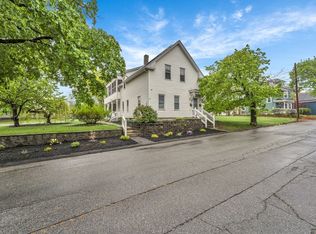 21 Smith St, Fitchburg, MA 01420