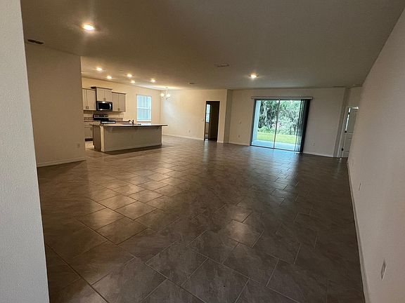 4th image of 1530 Barberry Dr
