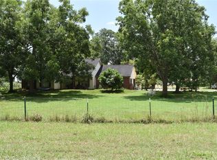 5227 Ranch Rd, Rosharon, TX 77583