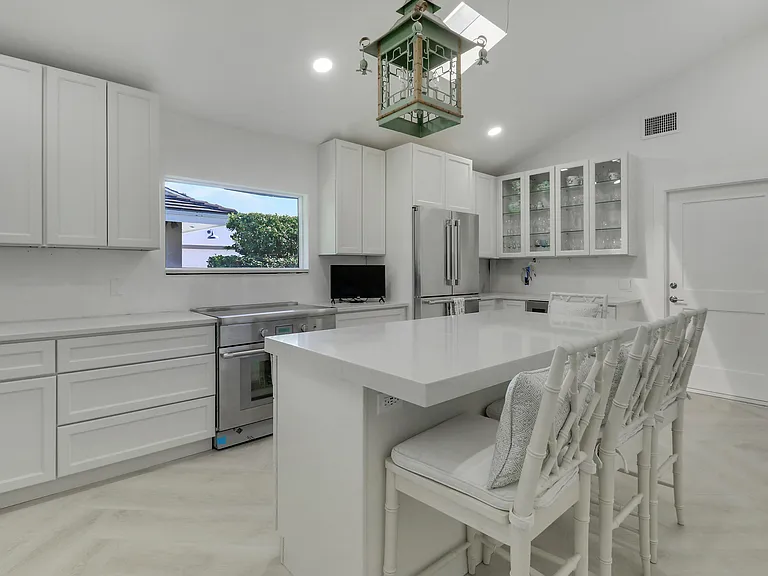 13760 Sand Crane Dr — Photo 16