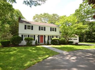 1 Tallwood Dr, Barrington, RI 02806