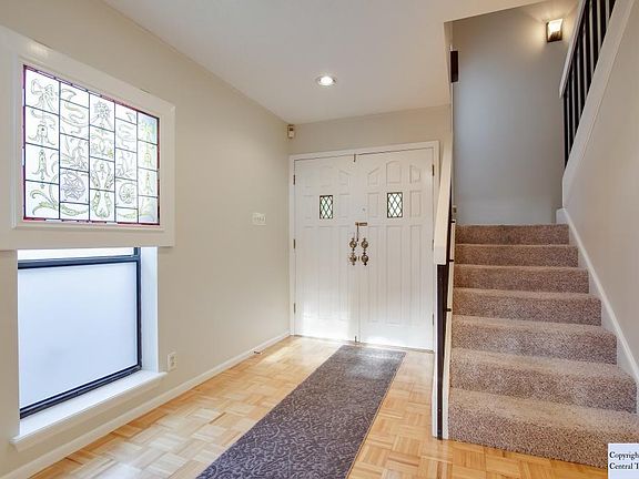 4th image of 849 Walker Cir