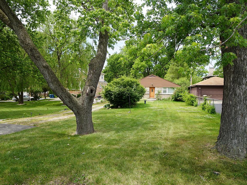 1st image of 208 N Graylynn Dr