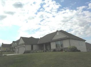 N100W17331 Tanglewood Dr, Germantown, WI