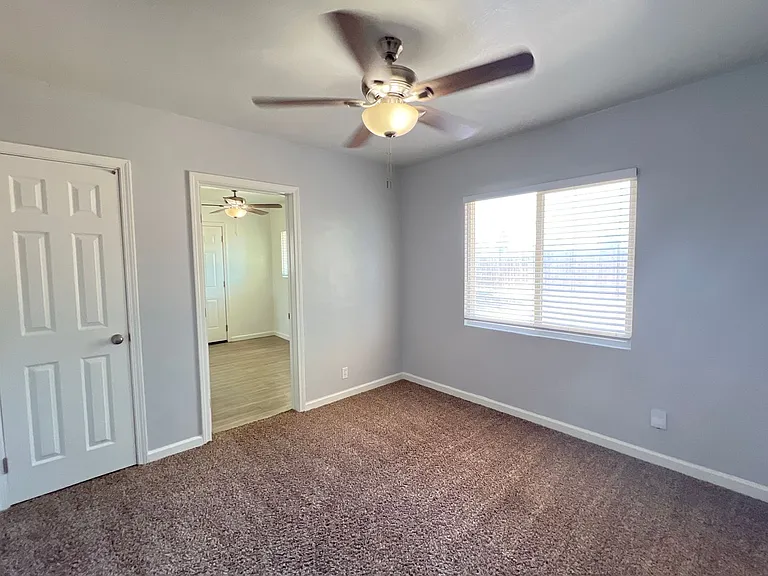 515 Cherokee Dr — Photo 9