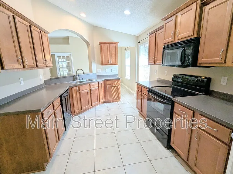 5963 Ashton Woods Cir — Photo 12