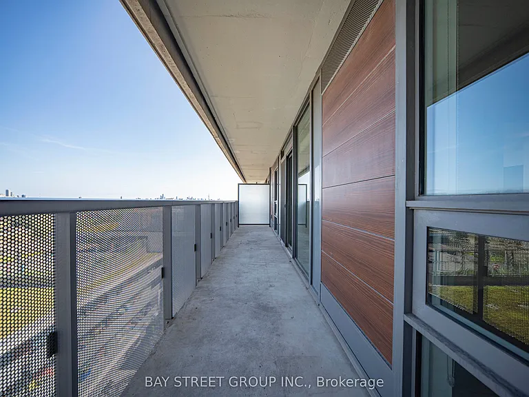 160 Flemington Rd #1020 — Photo 5