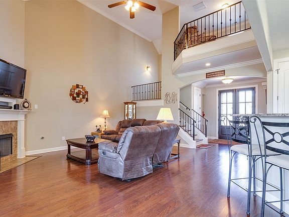 3rd image of 3586 Ballard Dr