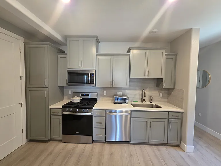 2057 Arbor Ridge Dr — Photo 4