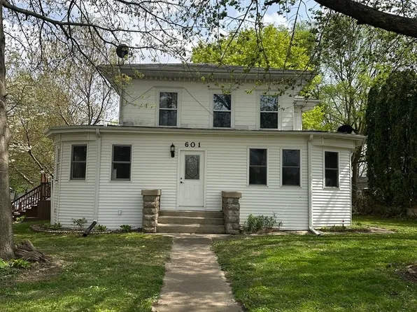 601 Washington St, Prophetstown, IL 61277
