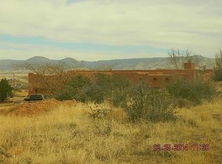 10566 E Henderson Rd, Dewey, AZ 86327