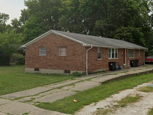 100-102 W Lindberg Dr, Fairborn, OH 45324