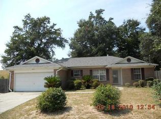 5812 Pebble Ridge Dr, Milton, FL 32583