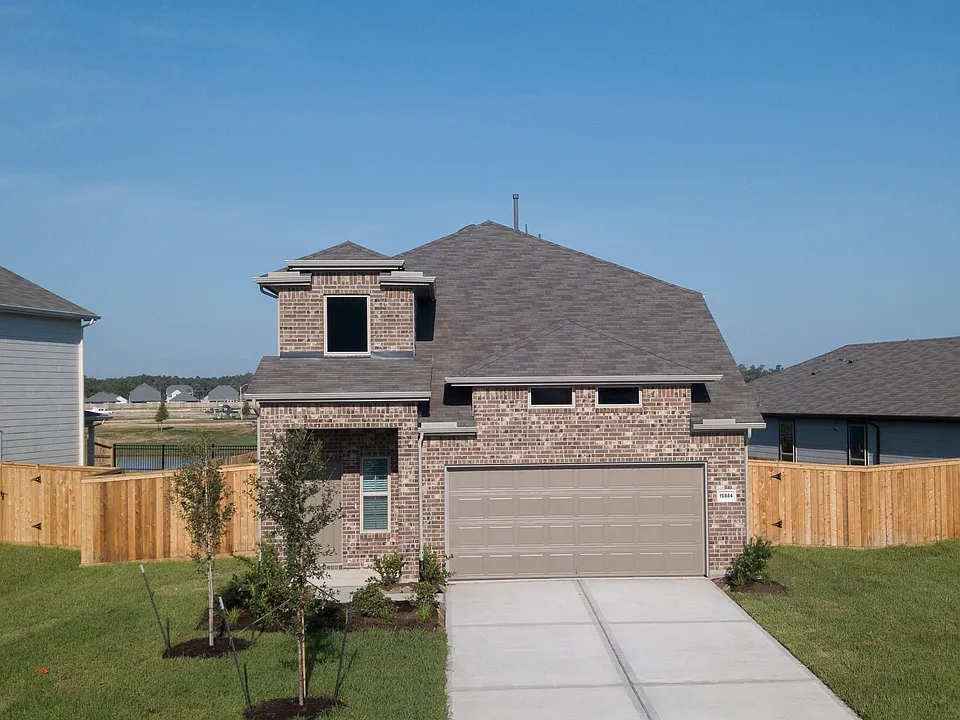 15884 Blass Valley Dr