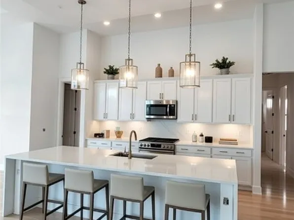 4217 NW 20th St, Cape Coral, FL 33993