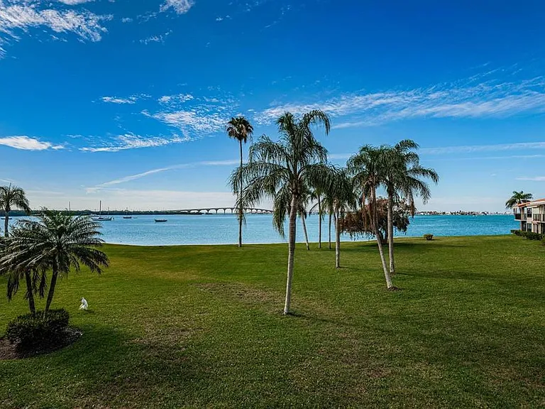 6295 Bahia Del Mar Cir #216 — Photo 18