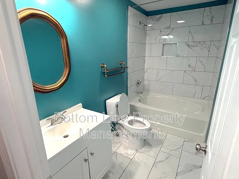 641 Central Dr NW — Photo 8