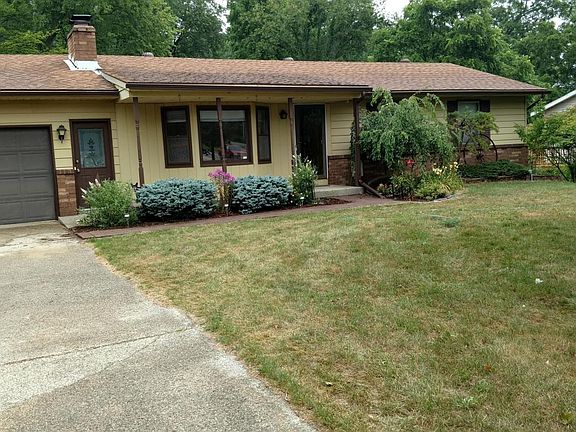 2nd image of 5191 Ten Mile Rd NE