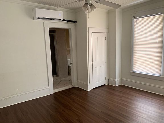 3rd image of 822 South Blvd APT 3