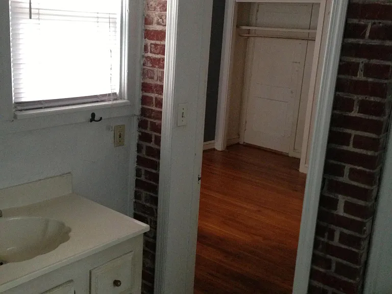 1425 N Lincoln St #1 — Photo 3