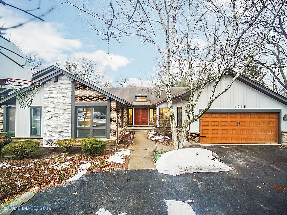 1st image of 1015 Crofton Ct