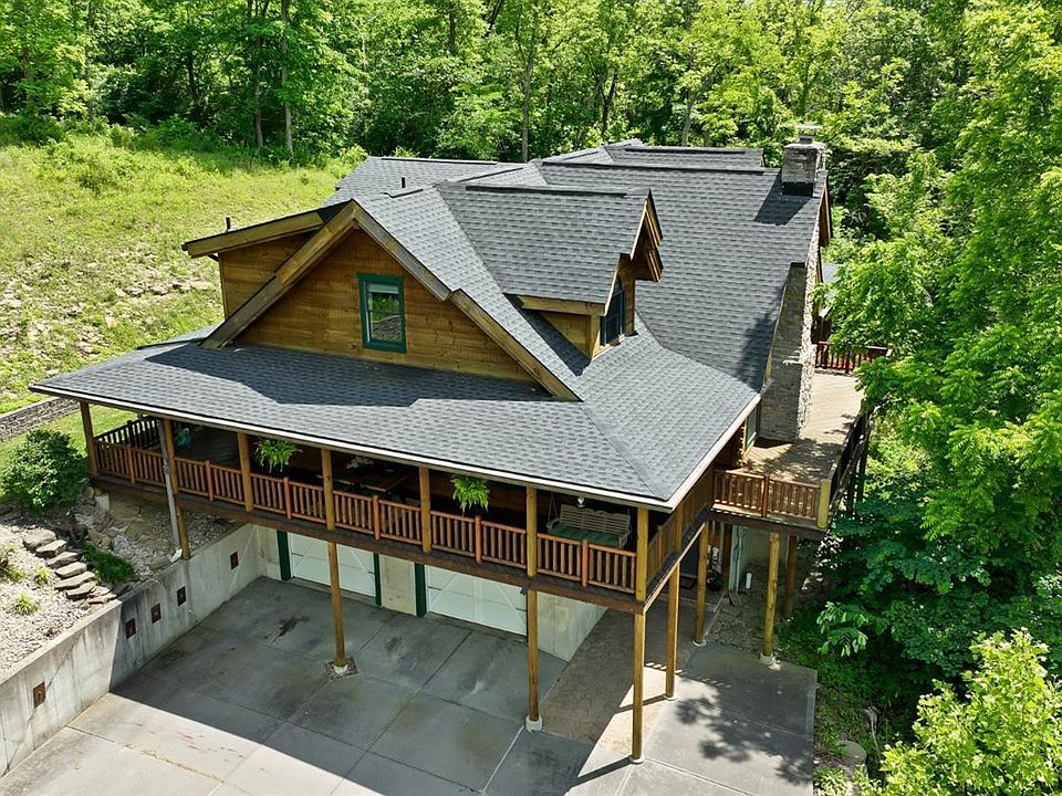 1st image of 3510 Woodland Trl