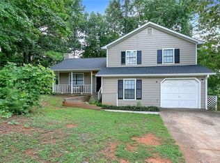 810 Cremins Rd, Lawrenceville, GA 30046