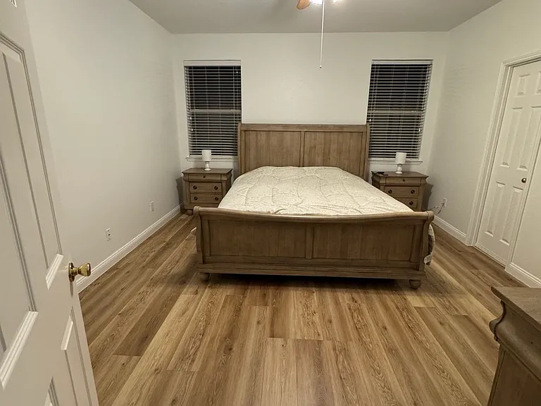 3136 Deleon Dr — Photo 10