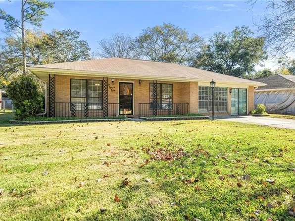 1042 Saint Scholastica St, Slidell, LA 70460