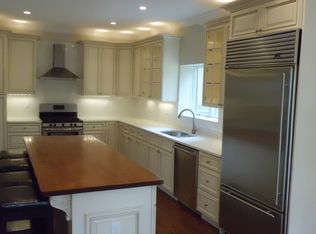 8 Carteret Rd, Livingston, NJ 07039