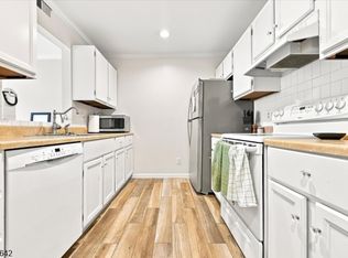 971 Bloomfield Ave #C1, Glen Ridge, NJ 07028