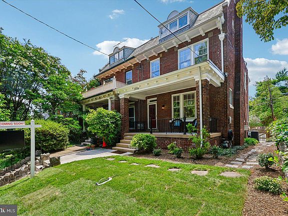 3rd image of 3710 Jenifer St NW