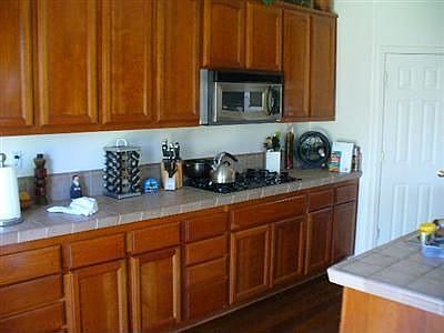 3rd image of 204 Camross Ct