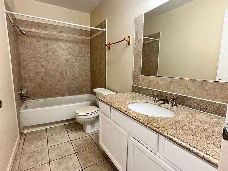 671 Western Hills Dr SE — Photo 17