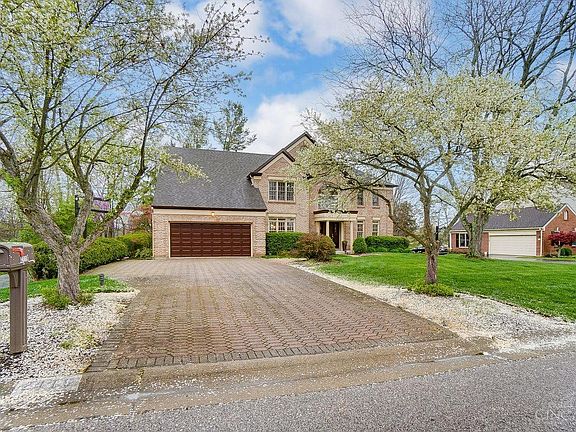 4th image of 2119 Berkshire Club Dr