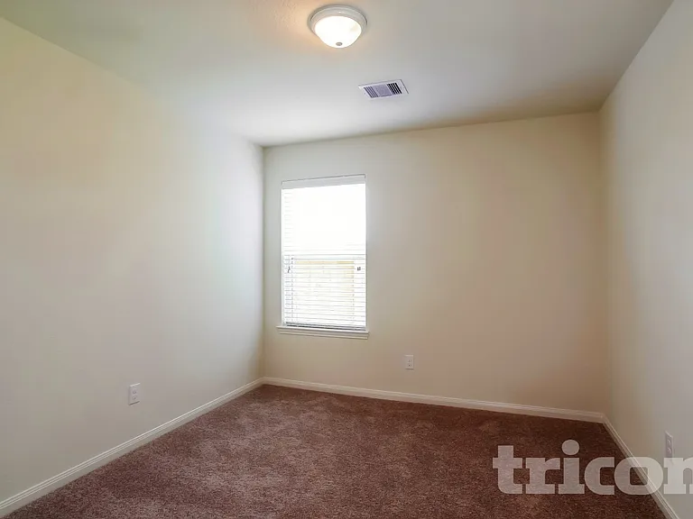 2310 Regatta Ln — Photo 9