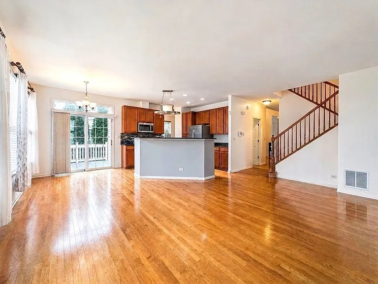 3148 Concord Ln — Photo 10