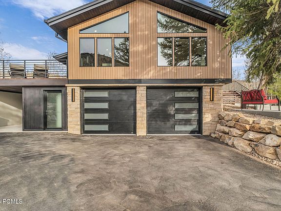 5th image of 7775 N Pinebrook Rd