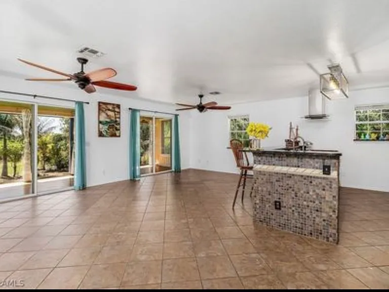 6527 Fuller Dr — Photo 6