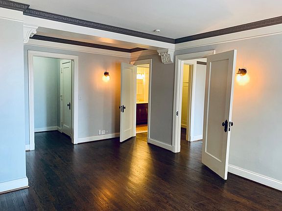4th image of 5440 Woodward Ave #322