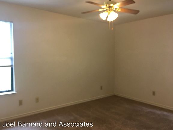 4th image of 1311-B Baylor Ave