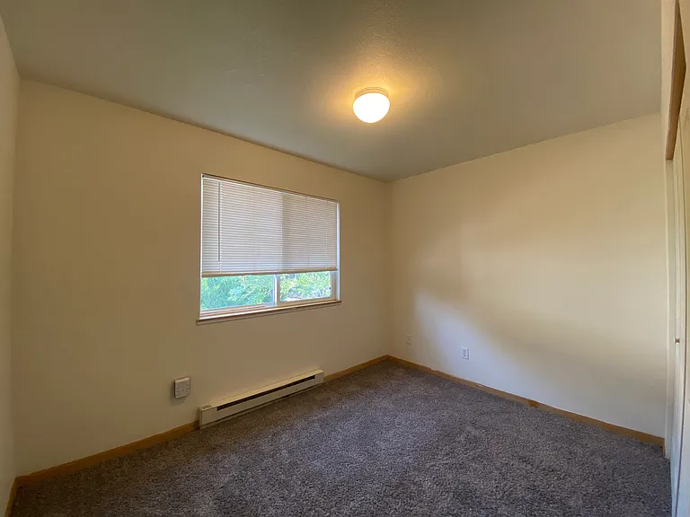 219 W Myrtle St #D — Photo 5