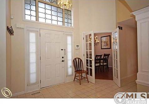 MLS2.Foyer.JPG