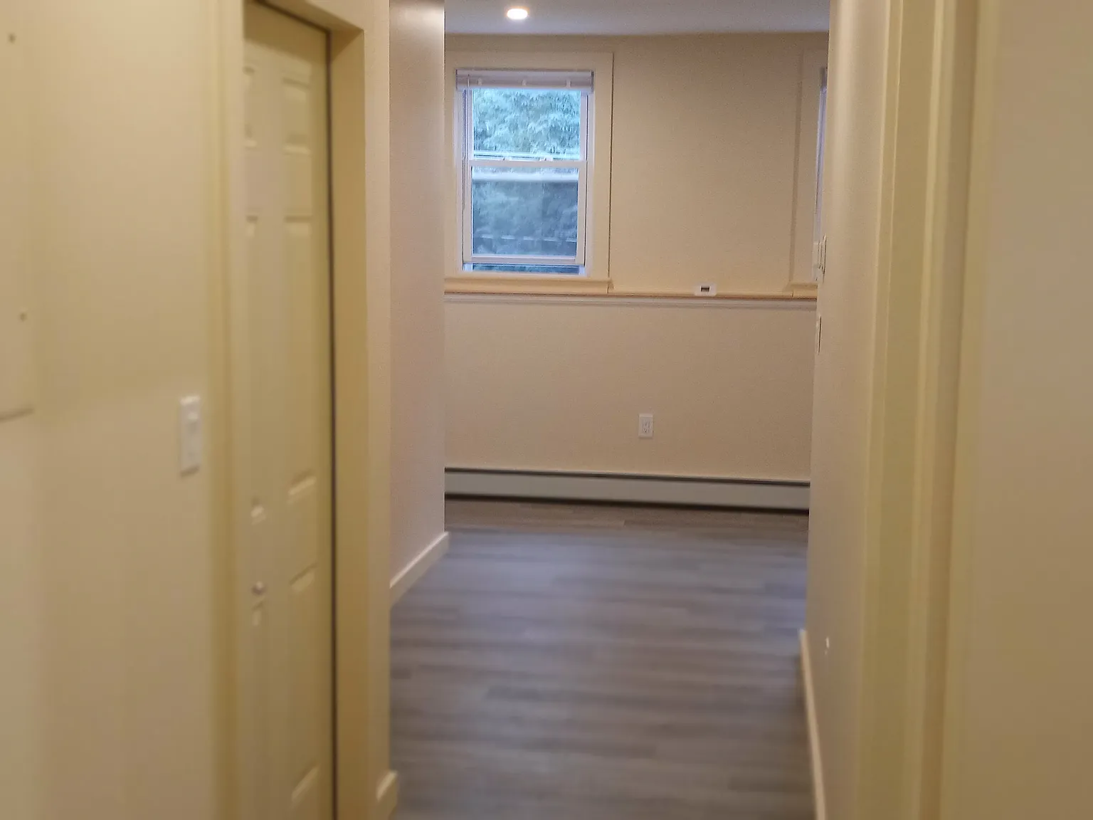 720 New Paltz Rd — Photo 2