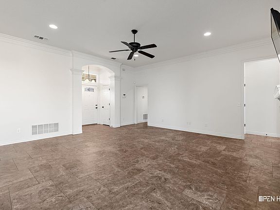 5th image of 5014 Cypress Ave