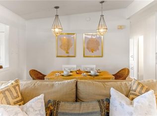 24 Nassau Dr, Rockport, TX 78382