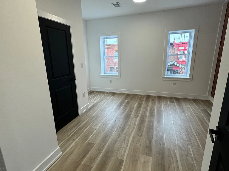 1224 W Hilton St #B — Photo 8